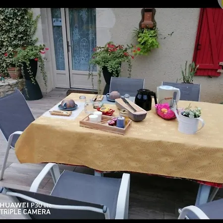 Hotes Les Oiseaux B&B Uzech