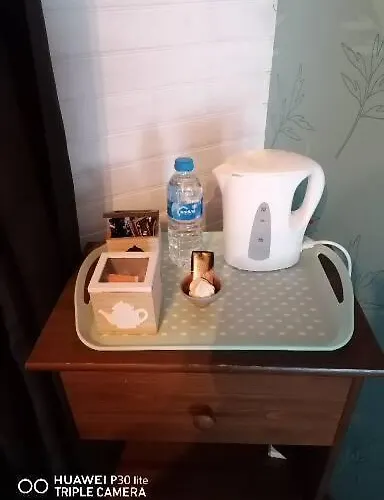 Hotes Les Oiseaux 3* Uzech